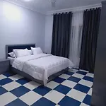 Larose Apartment